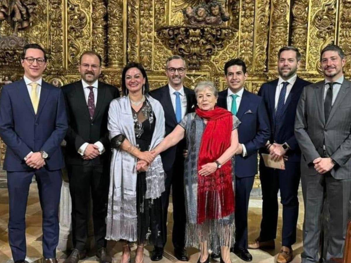 Renuncia funcionario tras celebrar su boda en Museo Nacional de Arte de México