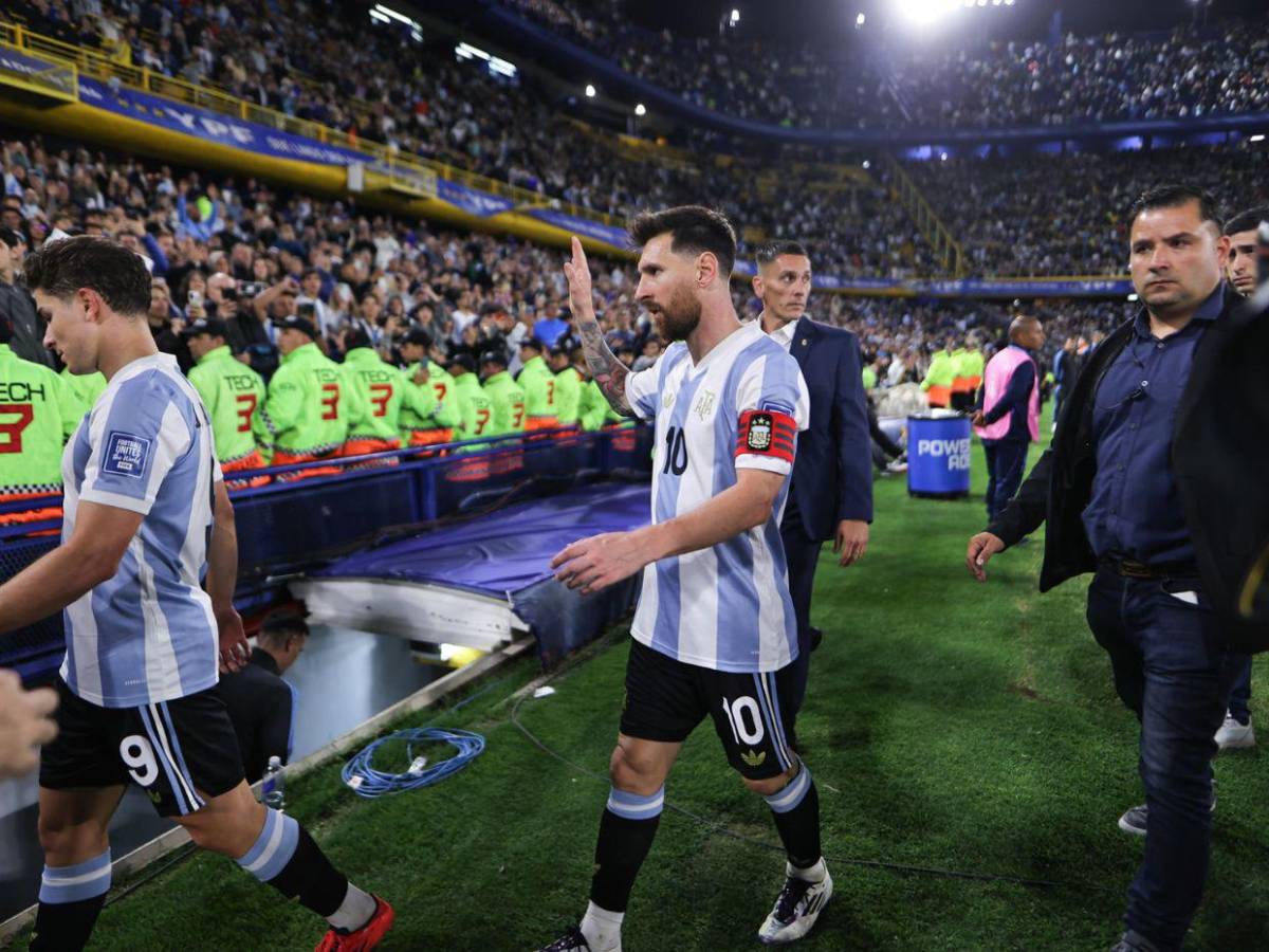 “¿Qué haces bobo?” La reacción de Messi contra un rival en el Argentina vs Perú