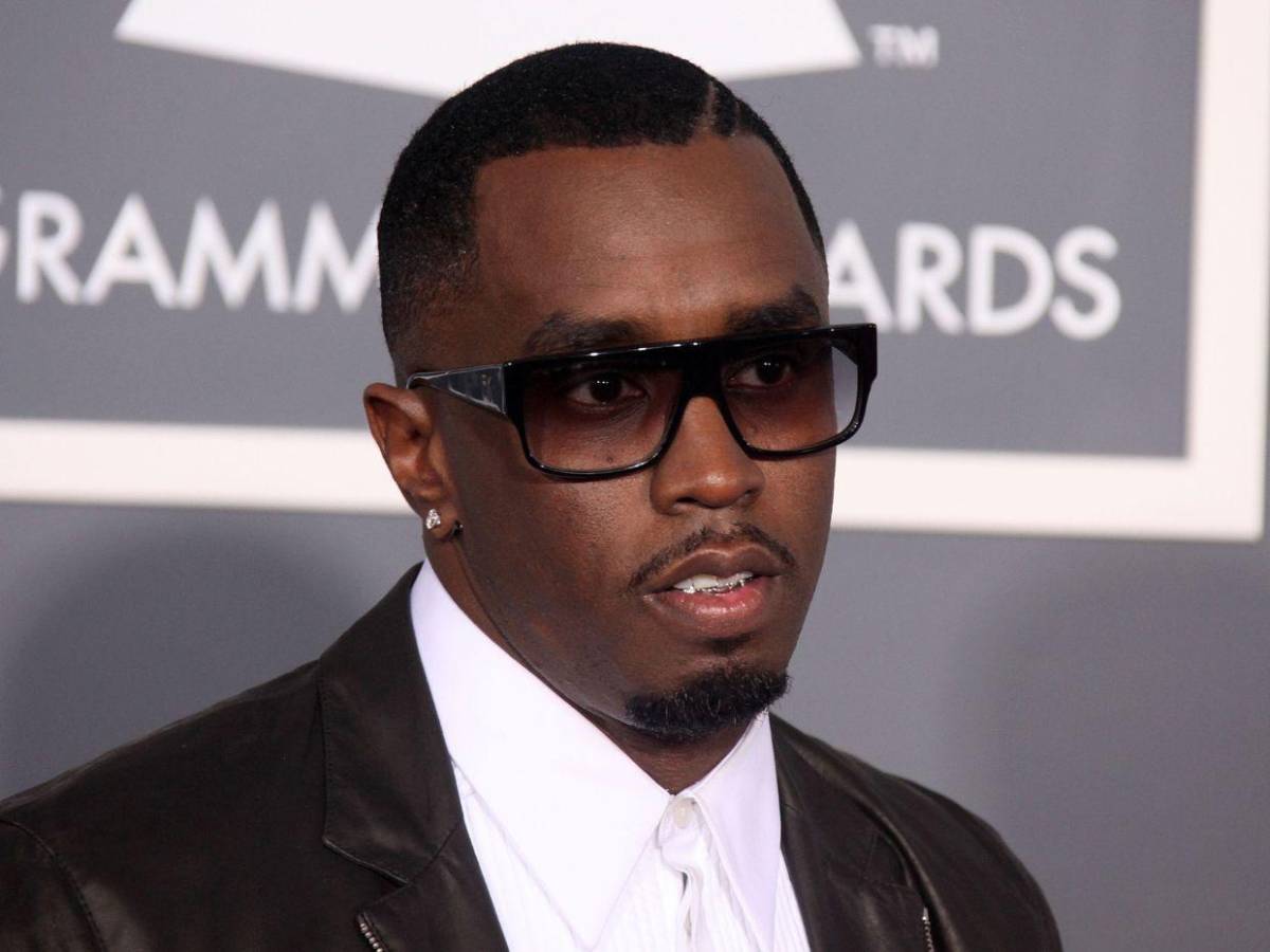 Sean Combs es acusado de maltratar a su personal de servicio