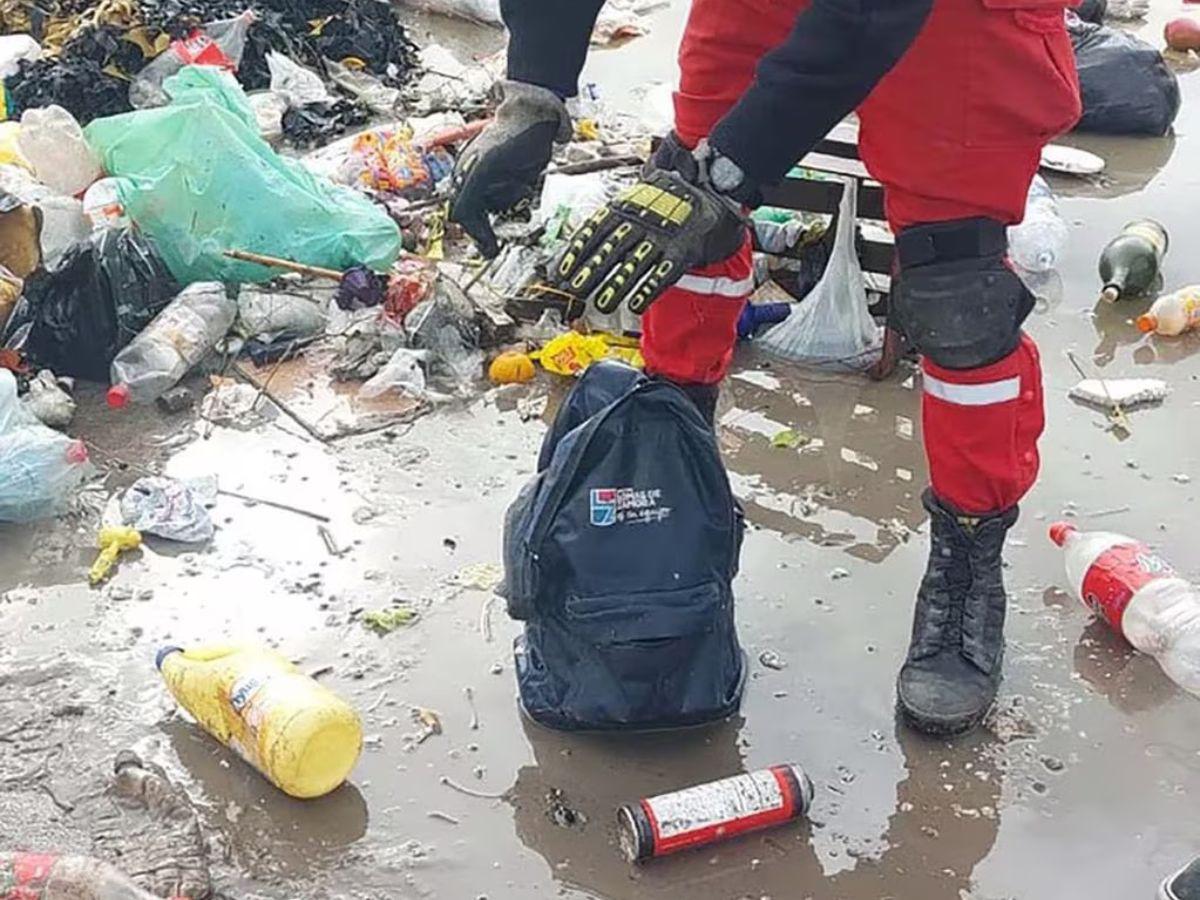 La cabeza de Pérez Algaba fue encontrada dentro de esta mochila azul.