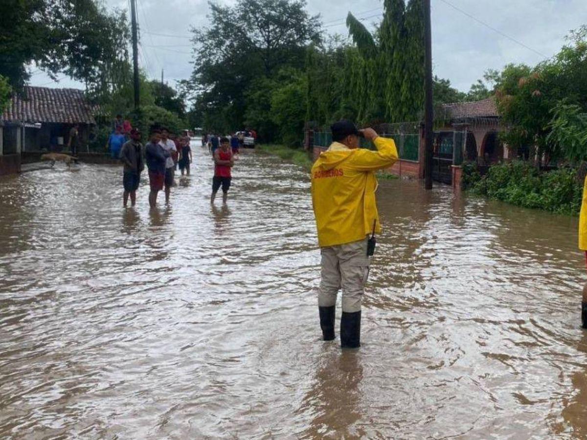 Placa en escuela de Shin Fujiyama y el regreso de Ebal Díaz en redes: lo más destacado en 24 horas