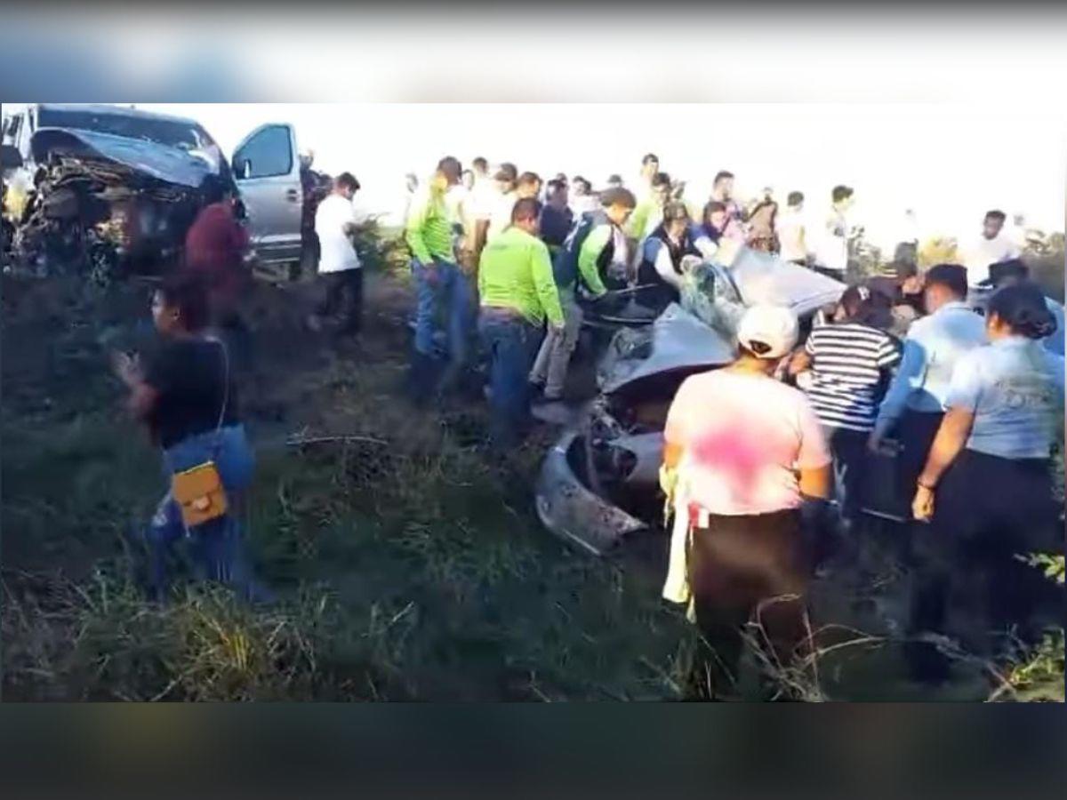 Accidente deja al menos cinco muertos en San Lorenzo