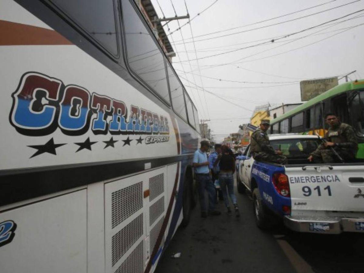 Transportistas de San Pedro Sula paralizan sus labores por extorsión