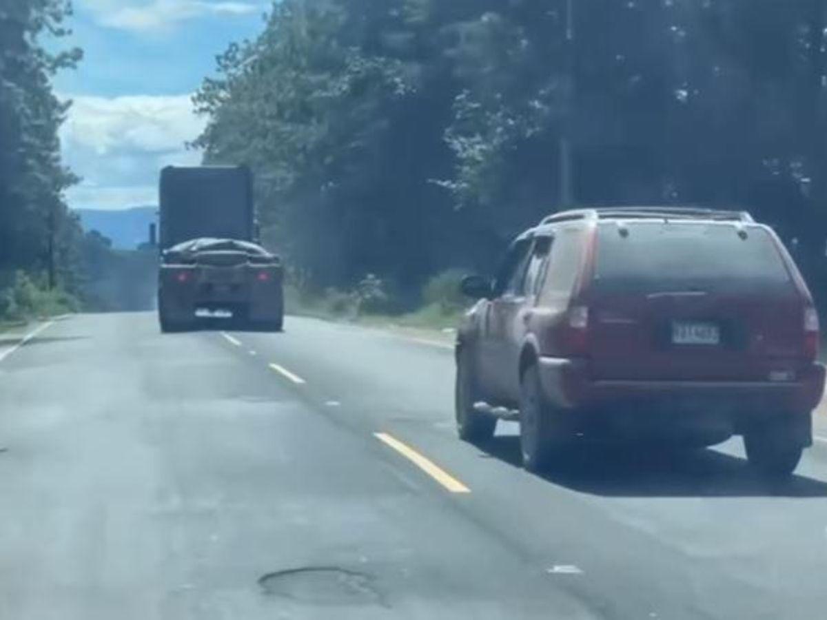 Lo que no sabías de Elías Valladares, el conductor de una rastra que salvó a pasajeros de bus