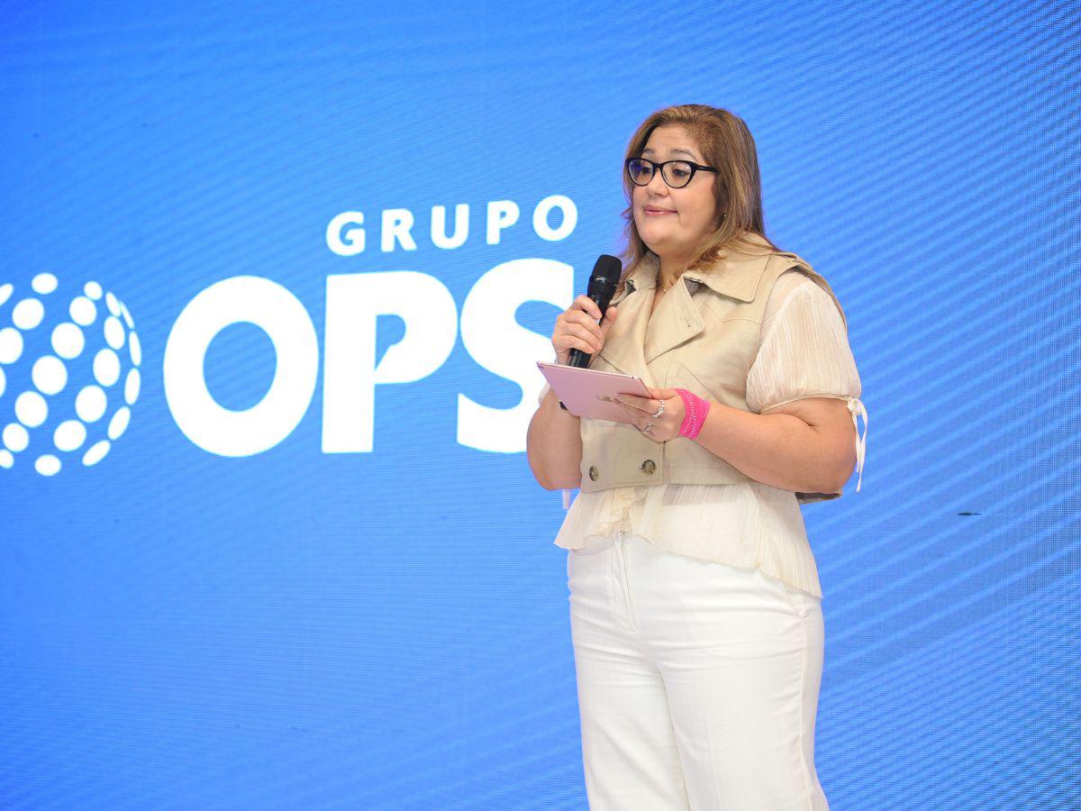 Isabel Sabillón fue la encargada de dar inicio a este gran evento.