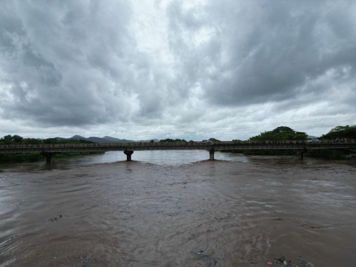 Inundaciones, daños y crecidas de ríos: imágenes de las lluvias en Choluteca