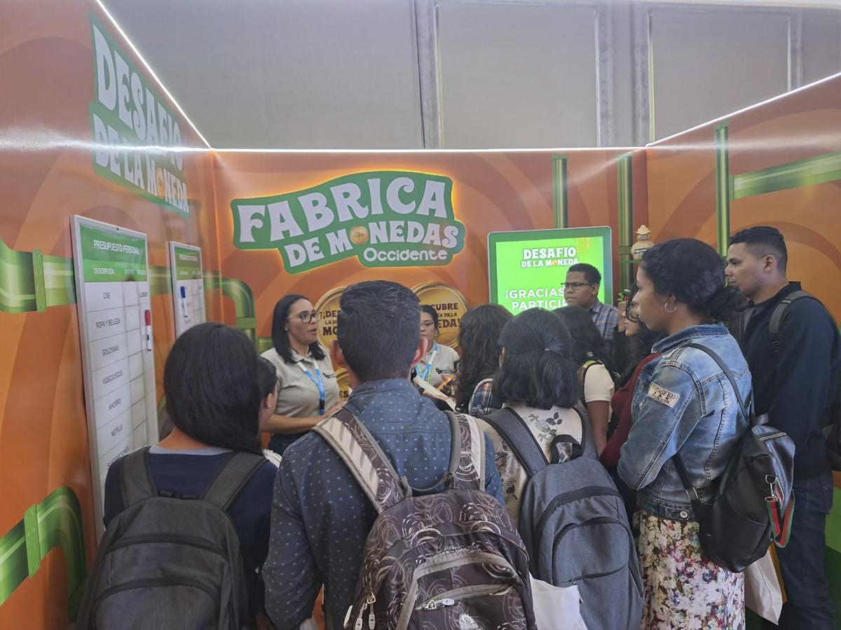 <i>“La Fábrica de Monedas Occidente”, un espacio interactivo que ofreció una experiencia inmersiva educativa para todos los asistentes. </i>