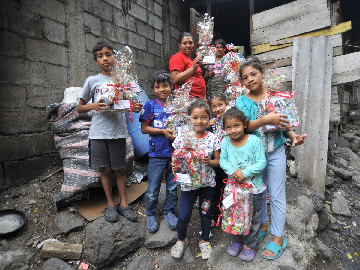 EL HERALDO comienza la obra de amor y entrega regalos en estas fiestas