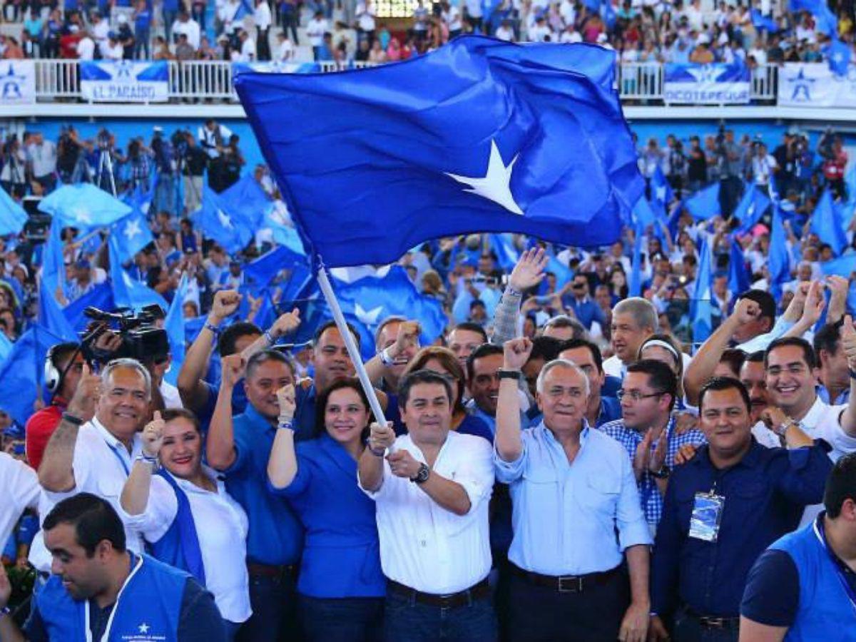 Con líderes enjuiciados y prófugos, Partido Nacional celebra 122 aniversario