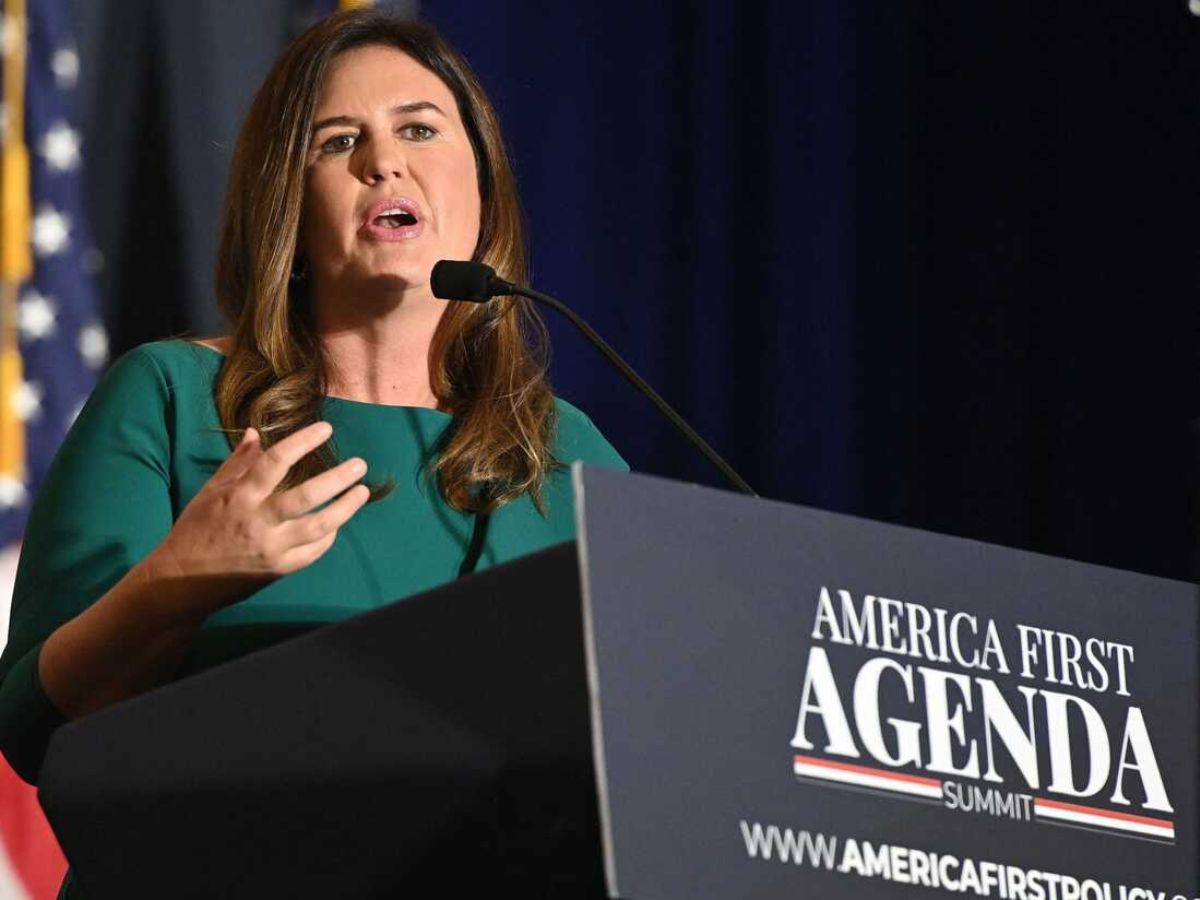 Sarah Sanders, exportavoz de Trump, fue elegida como gobernadora de Arkansas