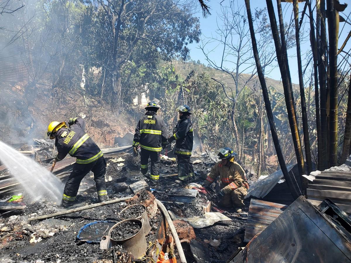 El siniestro generó momentos de zozobra en el sector aledaño a la colonia 21 de Octubre.