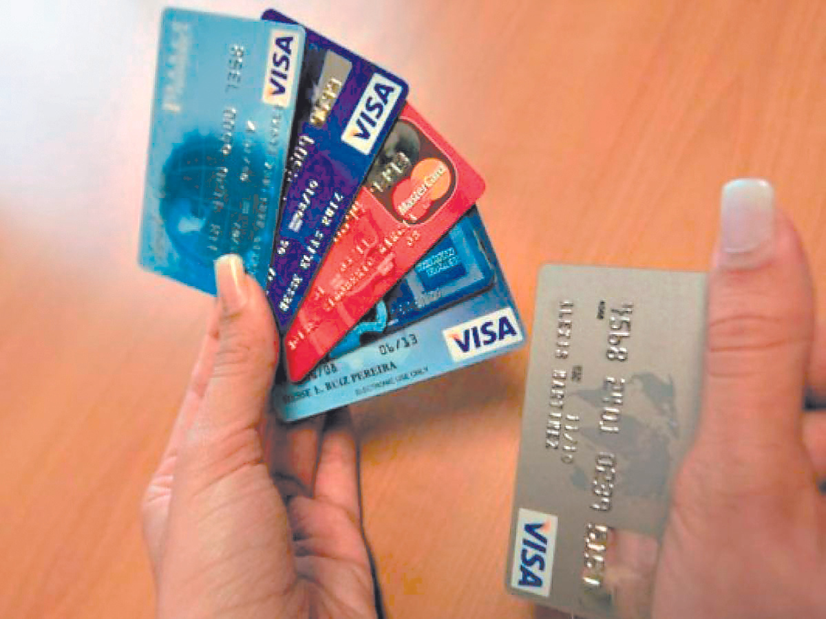 En noviembre se dieron más tarjetas de crédito en el 2023