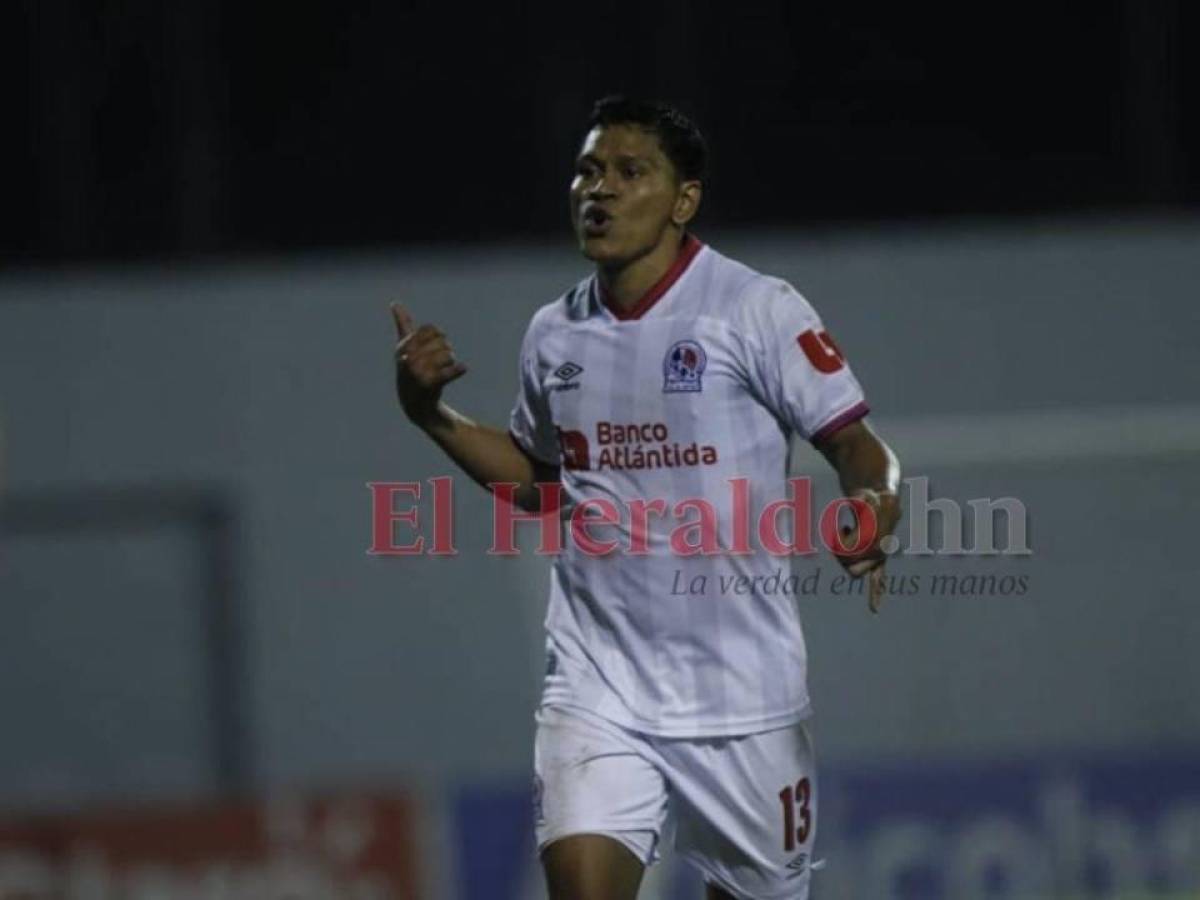 FIFA anuncia que Bryan Moya no jugará más con Olimpia por problemas legales