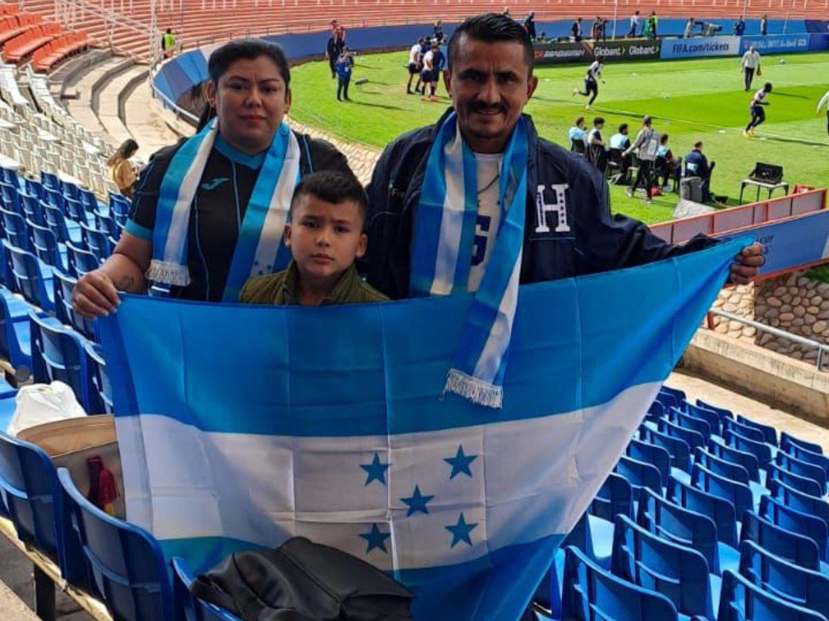 Una sensación agridulce tuvo la familia Castillo. Tristeza al no poder presenciar un triunfo de la Mini H y felicidad por ver a Isaac debutar en un Mundial