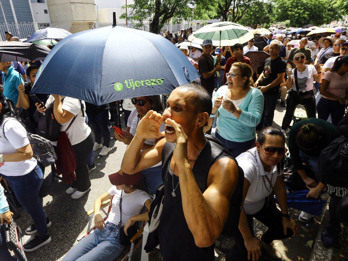 Denuncian irregularidades e incidencias en centros de votación en Venezuela