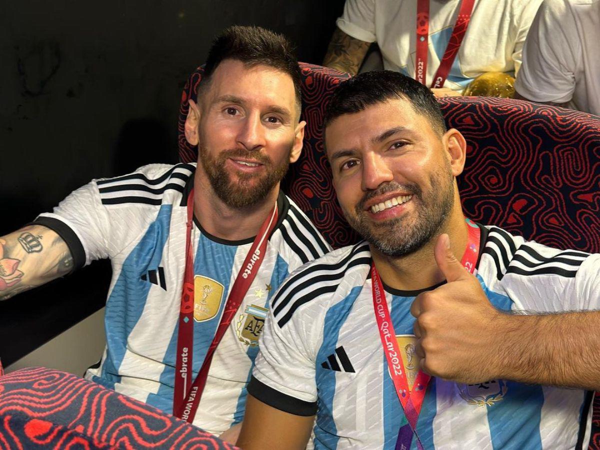 Kun Agüero revela el regaño que le dio Messi durante el festejo de Argentina