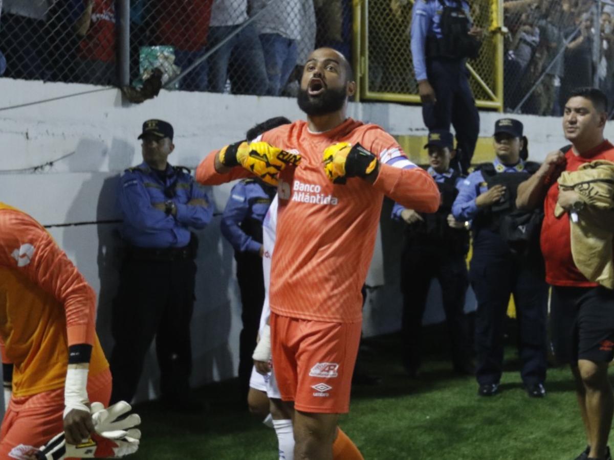 Edrick Menjívar sobre la crisis de Olimpia en Liga Nacional: “Esto se define en diciembre”