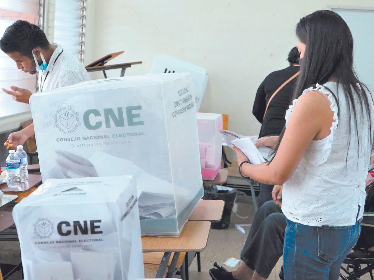 Libre apuesta por la implementación del voto electrónico en el sistema electoral