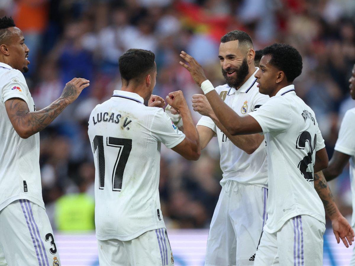 Los futbolistas del Madrid celebraron con euforia la victoria.