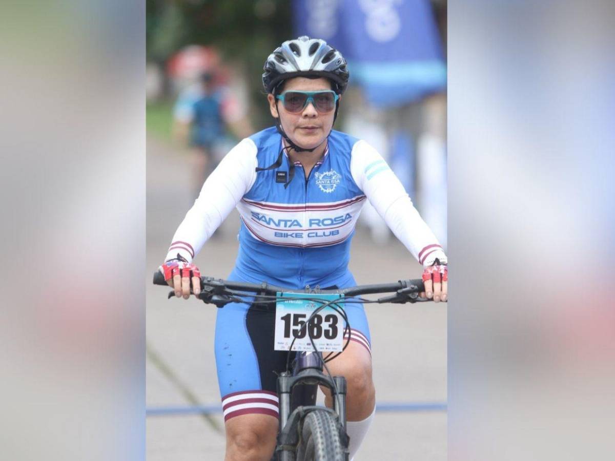 Chicas deslumbran con su talento y belleza en la Vuelta Ciclística de EL HERALDO 2024