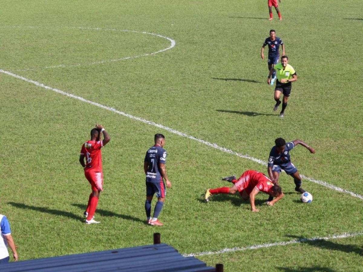 Real Sociedad roba triunfo en los últimos minutos a un sufrido Motagua del “Nene” Obando