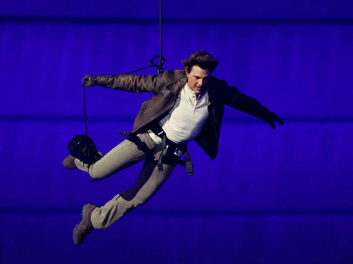 Tom Cruise preocupa a sus fanáticos por su “obsesión” con las acrobacias