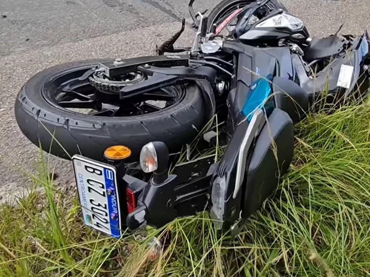 Muere motociclista tras impactar contra un pick up en Santa Rosa de Copán