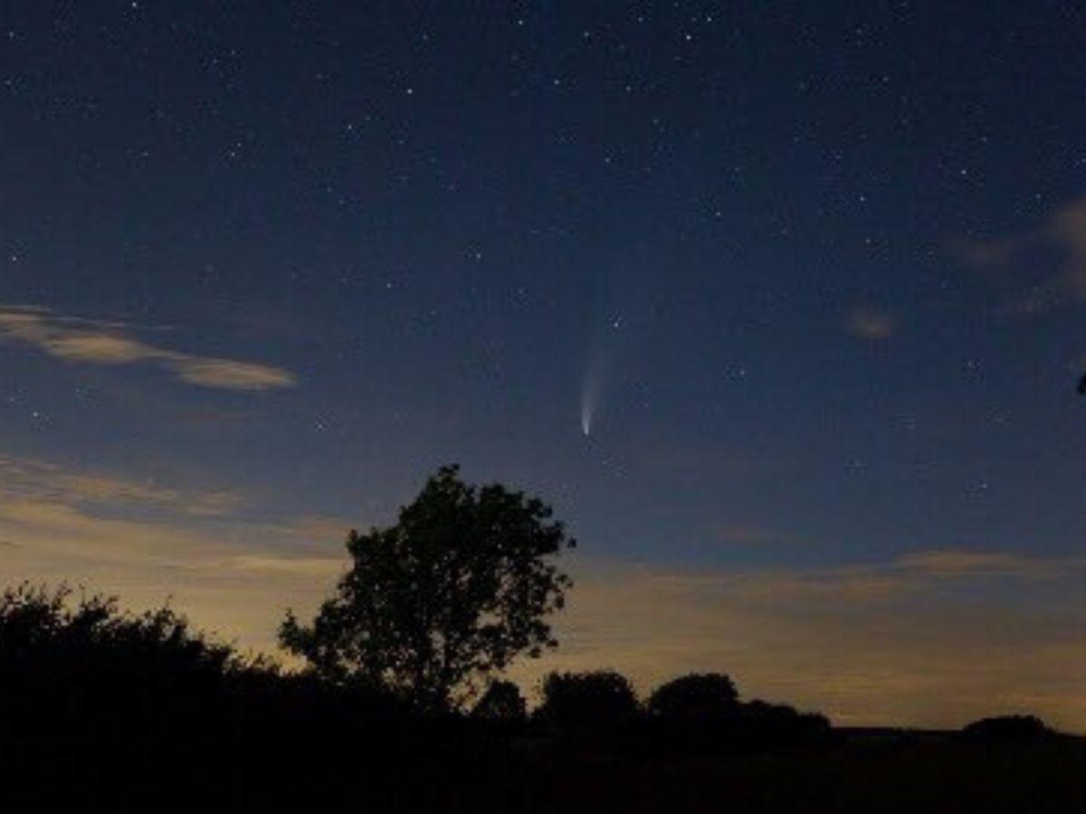 El ‘cometa del siglo’ brilla hoy por última vez, promete un espectáculo asombroso