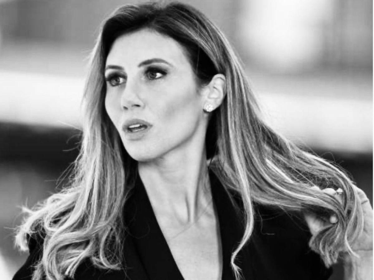 Alina Habba, la “brillante” abogada de Trump nombrada como su asesora