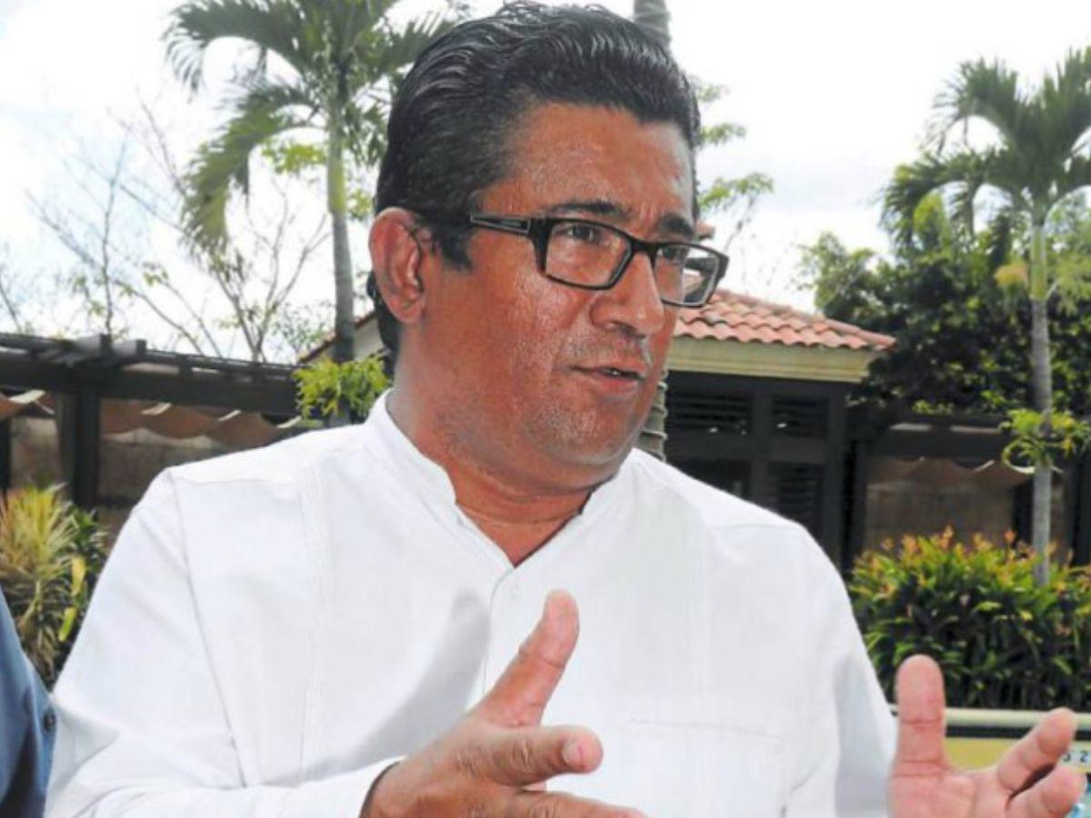Quintín Soriano depone su precandidatura a la presidencia ¿A quién apoyará?