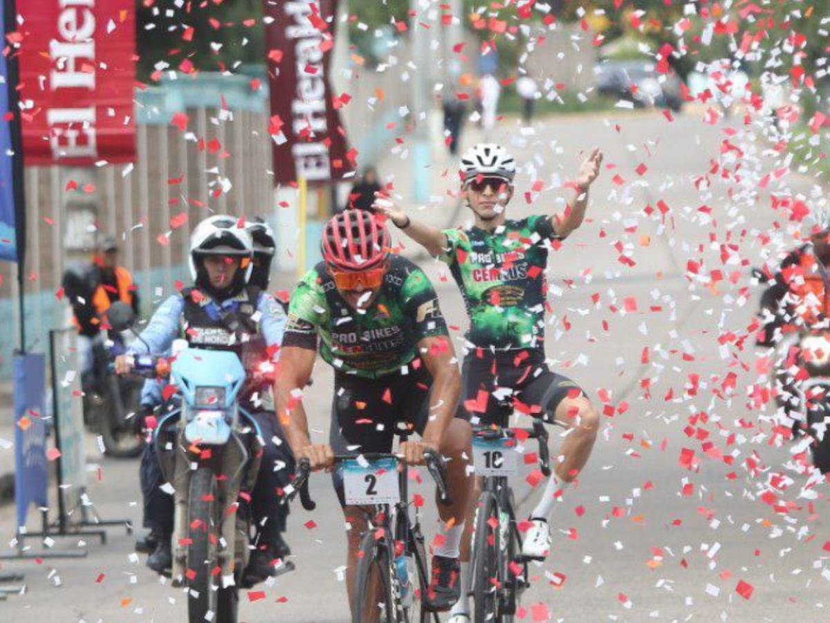 Así fue la llegada de César Castillo, ganador de la categoría Élite en la Vuelta Ciclística 2024