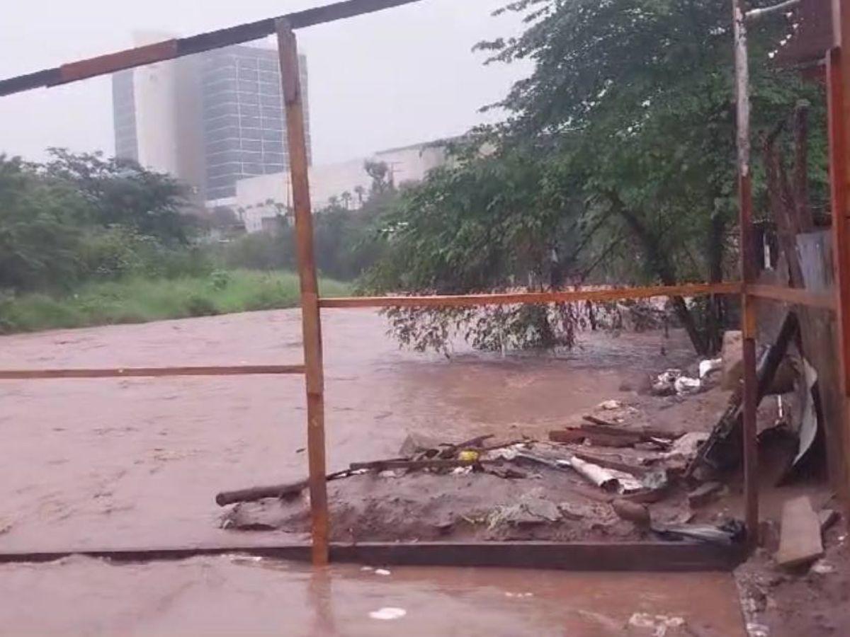 ¡Desastre! Así se encuentra el río Choluteca tras su desbordamiento en la capital