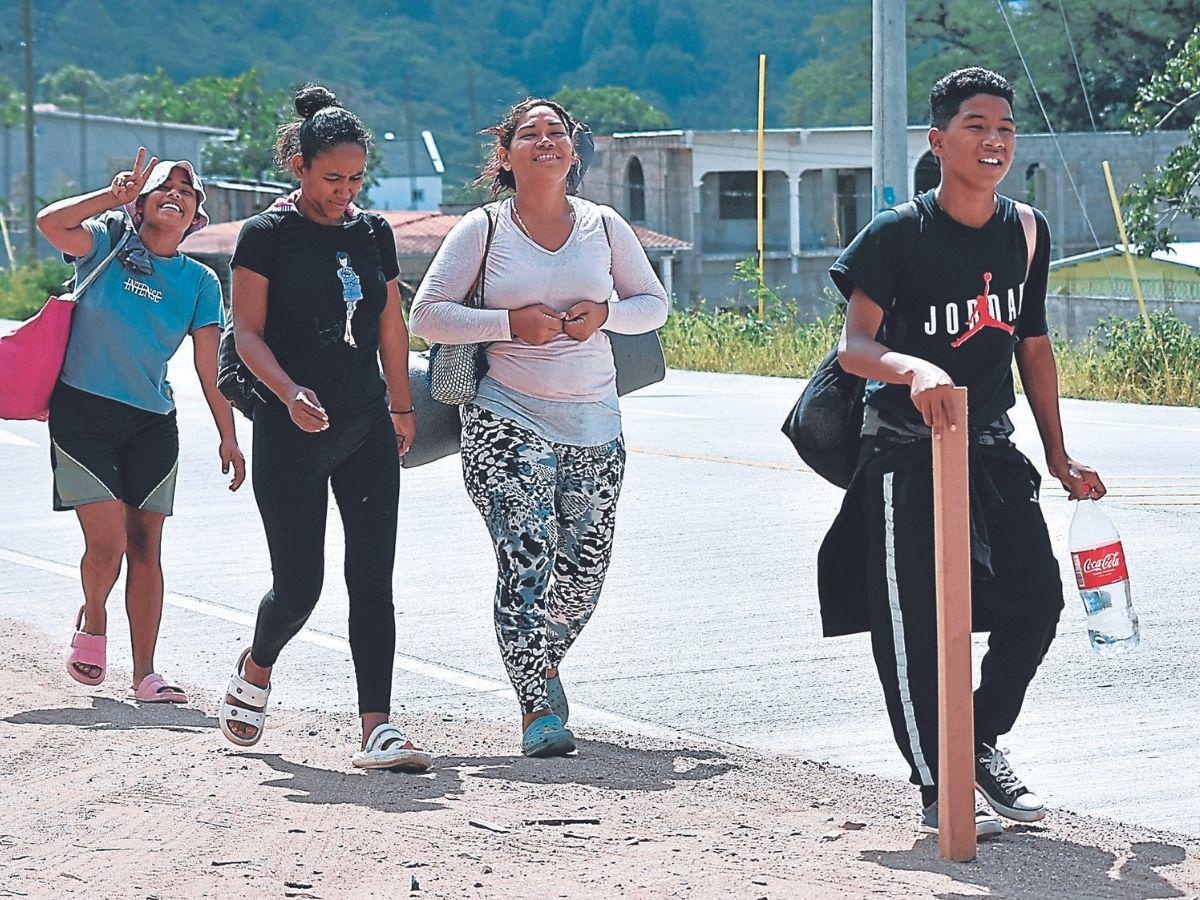 Migrantes también abarrotan Choluteca