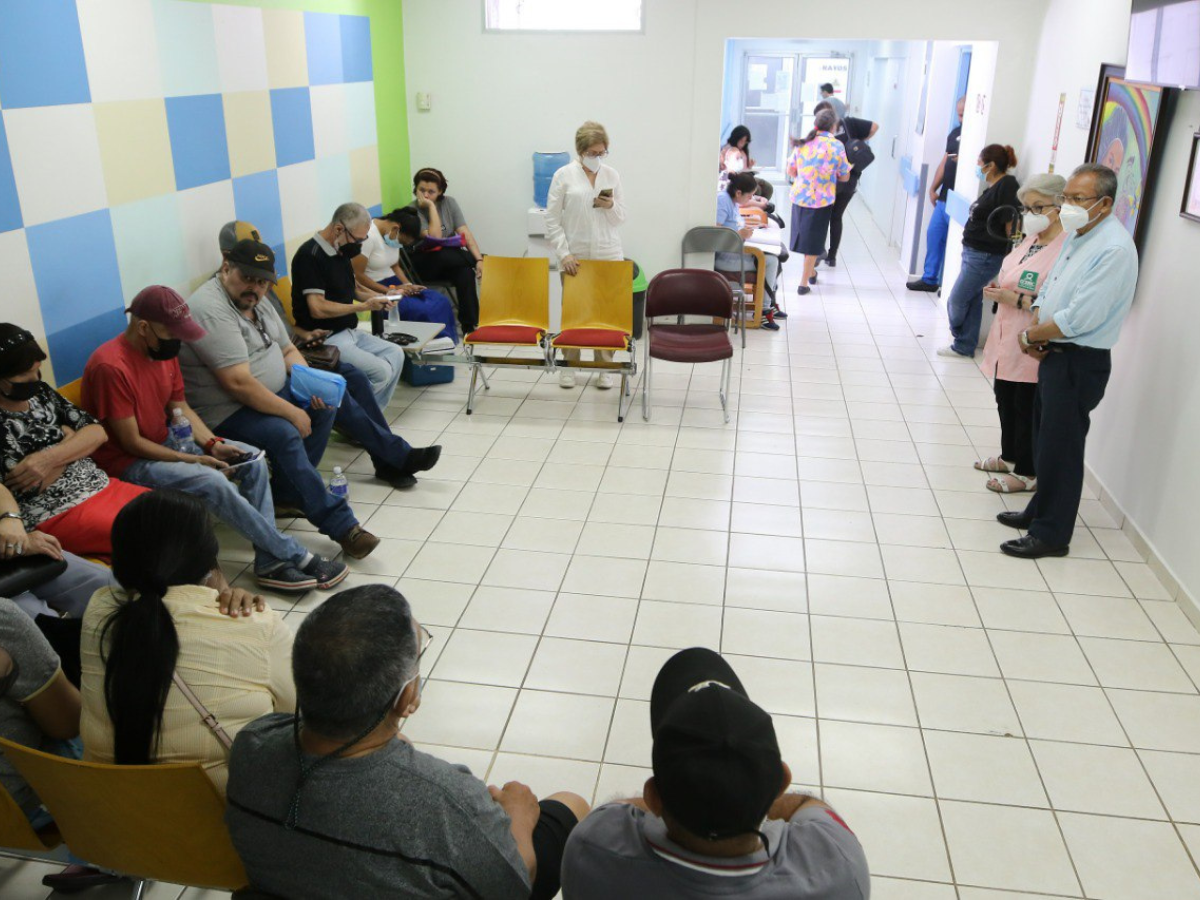 A la deriva los pacientes de oncología del Hospital San Felipe