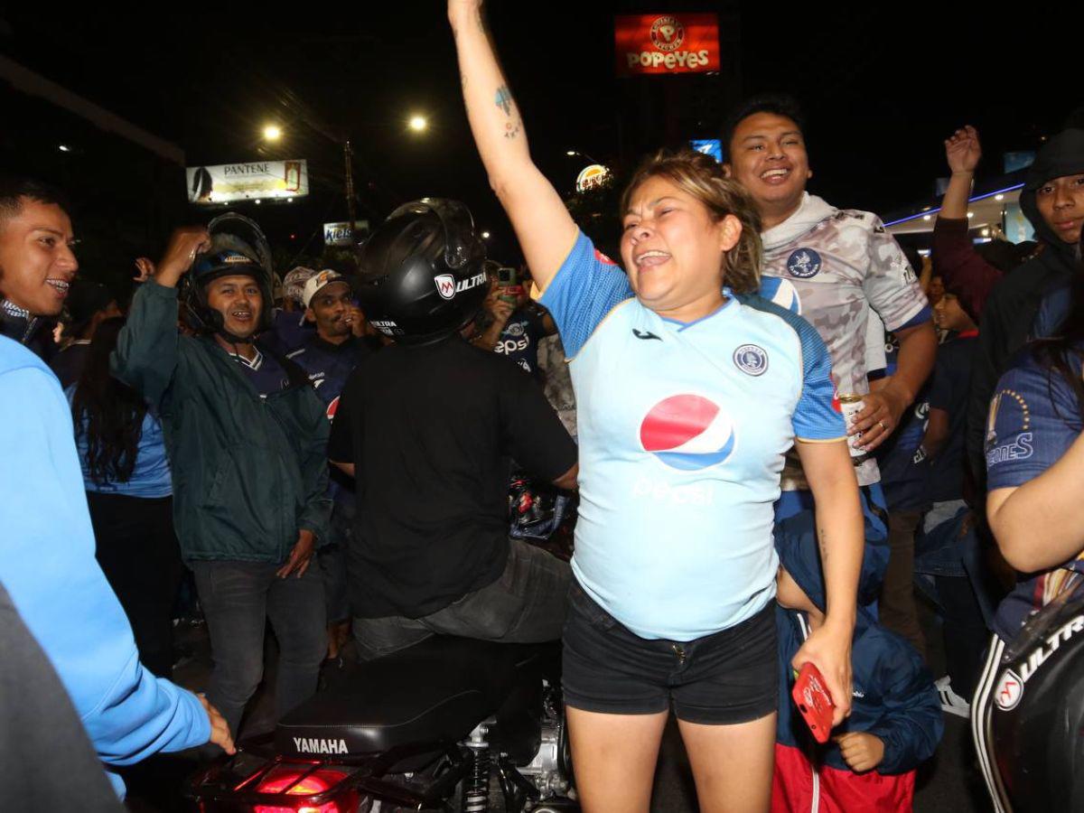 ¡Fiesta en el bulevar Morazán! Las mejores imágenes de los motagüenses celebrando su triunfo