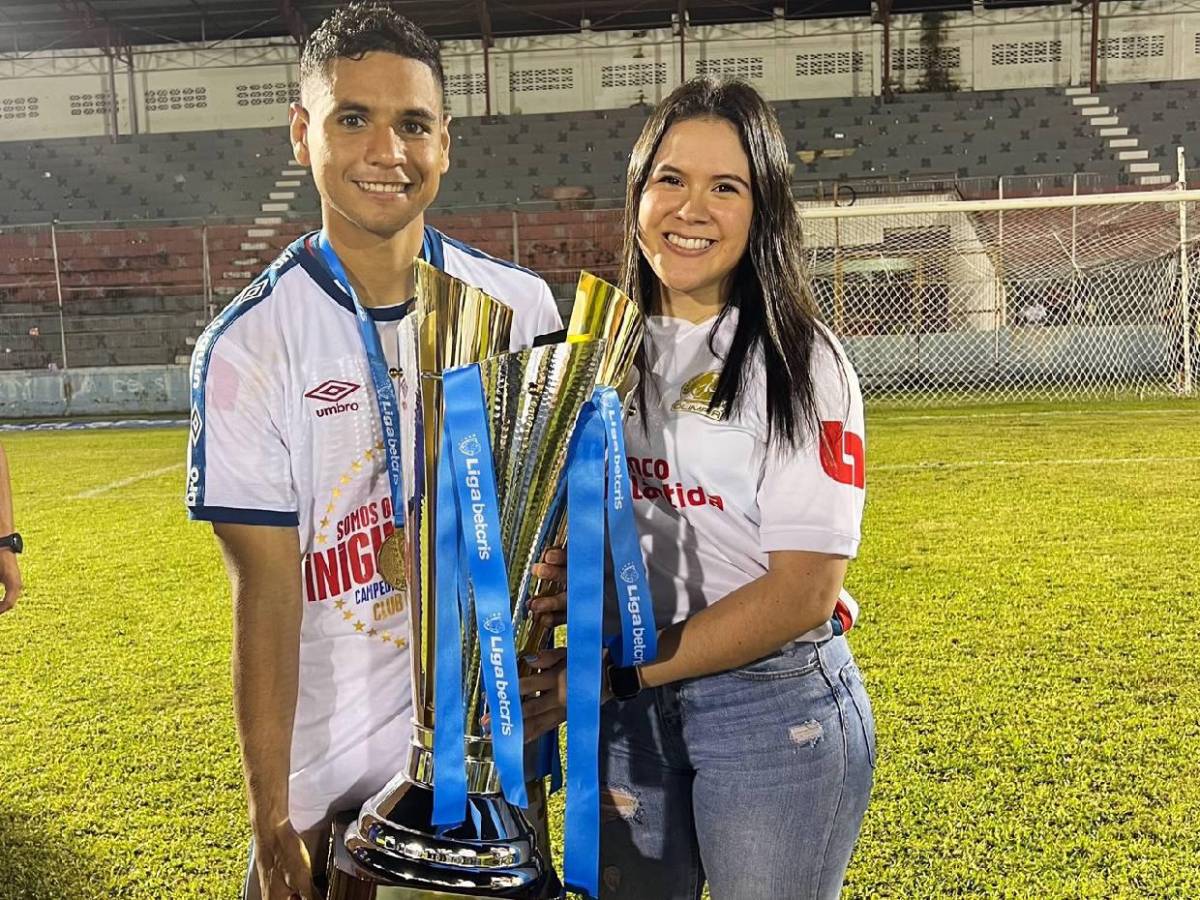 Así es la bella Daniela Hernández, esposa del jugador de Olimpia Carlos Pineda