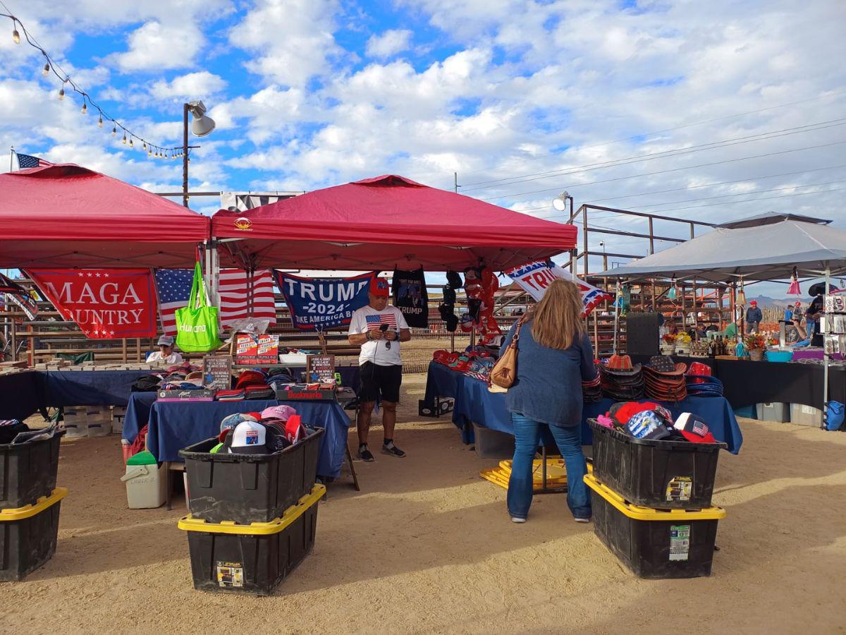 Arizona: republicanos se reúnen en apoyo a Donald Trump a horas de las elecciones