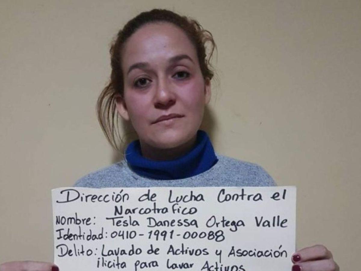 Exculpan a hija de Digna Valle por lavado; Fiscalía en contra