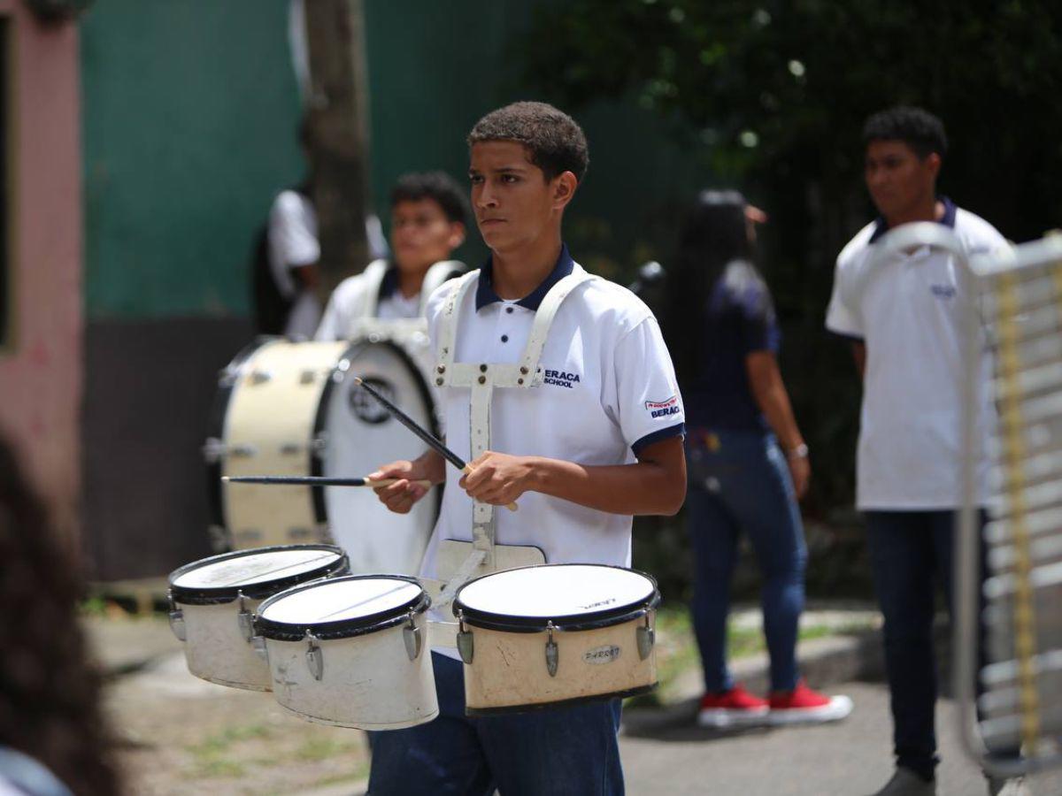 Así se prepara la banda de guerra del Instituto Beraca