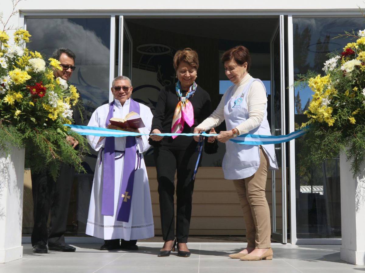 Entre invitados inauguran nuevo centro de aprendizaje de Macris School