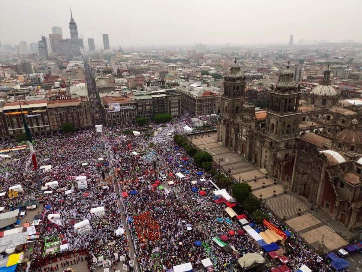 La convocatoria fue programada a las 4:00pm (hora México) en la plaza de El Zócalo ubicada en Ciudad de México.