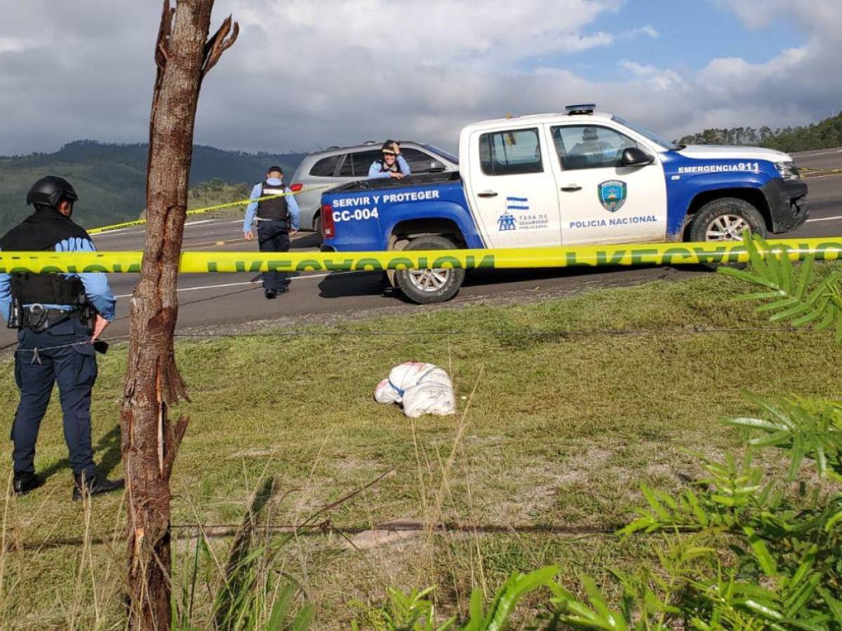 Fue el pasado -1 de julio- que el cuerpo de la joven fue encontrado a orilla de calle por elementos de la Policía Nacional.