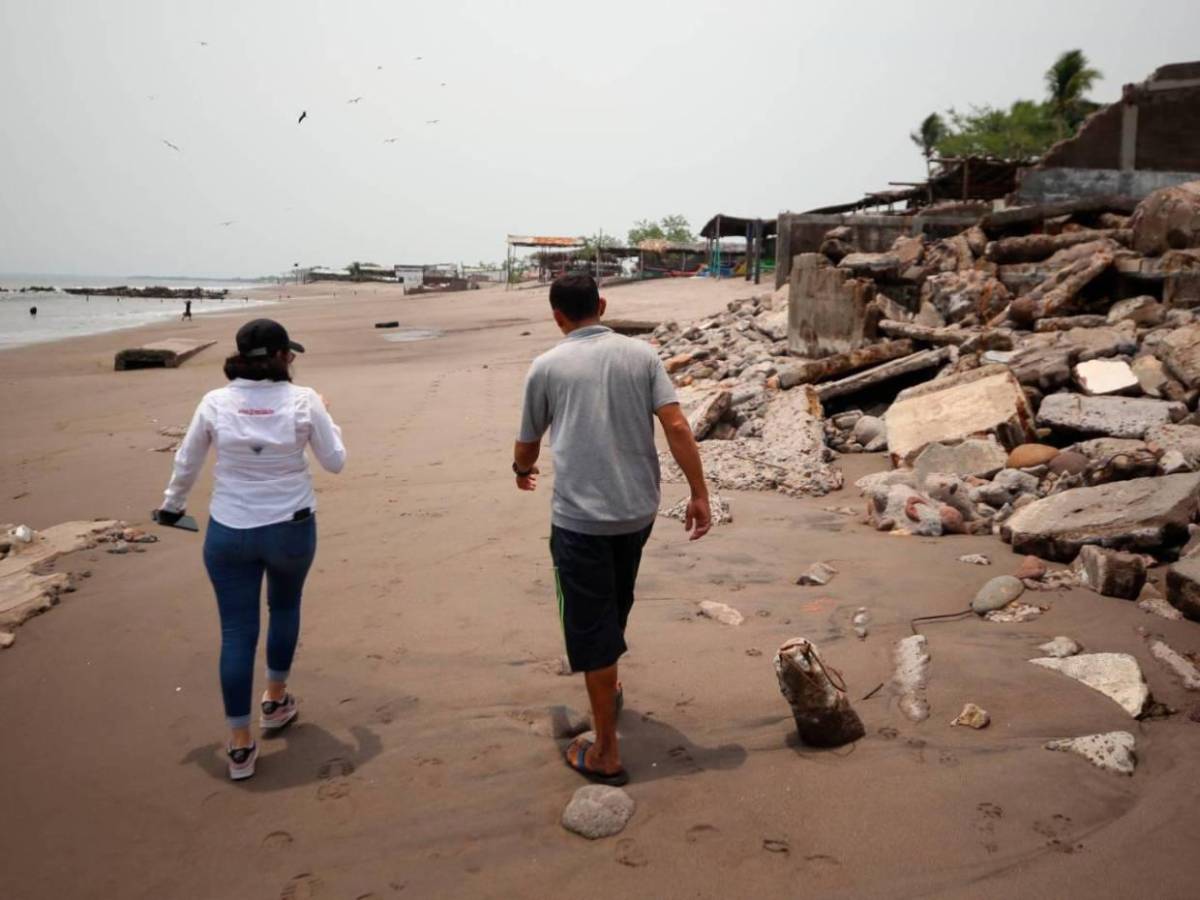 Devastación, éxodo y abandono: así arrasa el mar con Cedeño