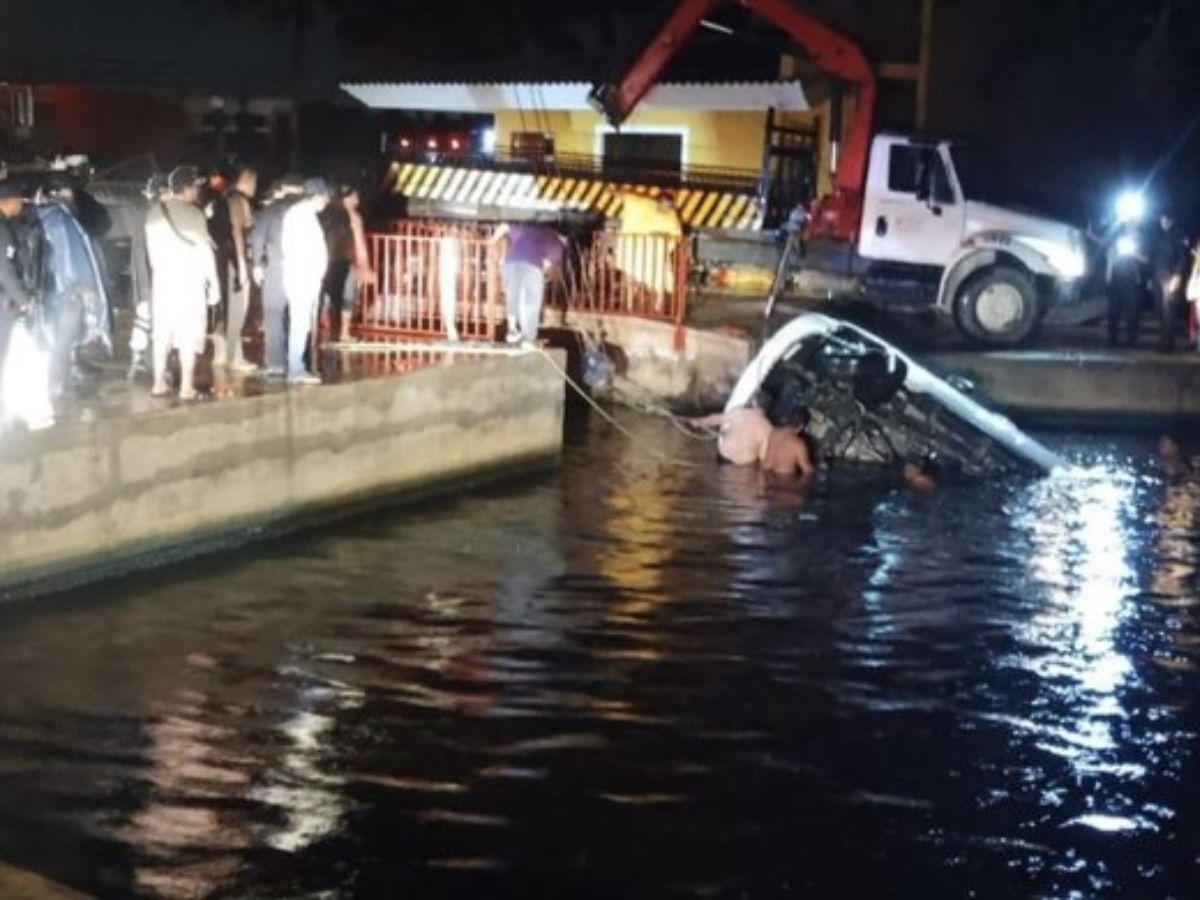 Mueren siete jóvenes estudiantes ahogados en río de Veracruz, México