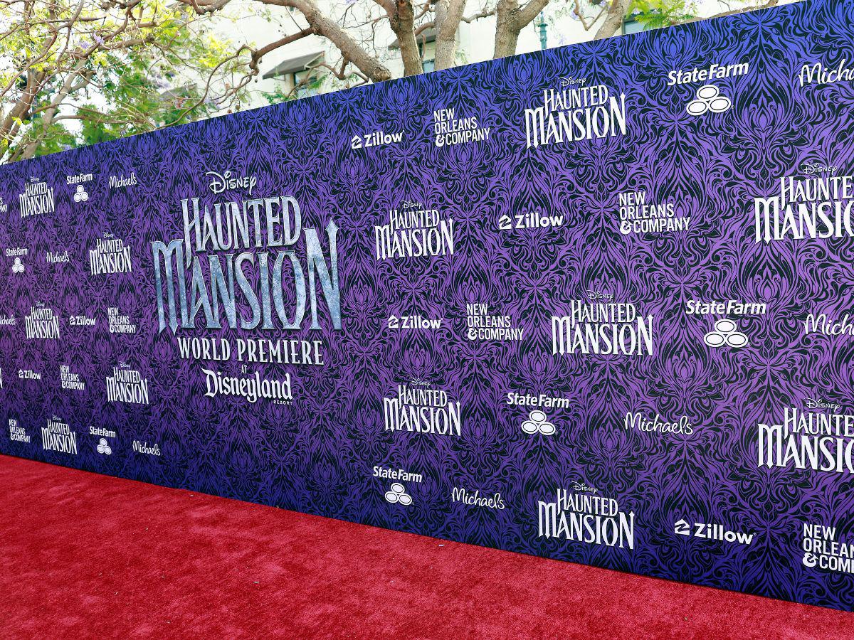 Preestreno de The Haunted Mansion marcado por huelga: sin estrellas pero con alfombra