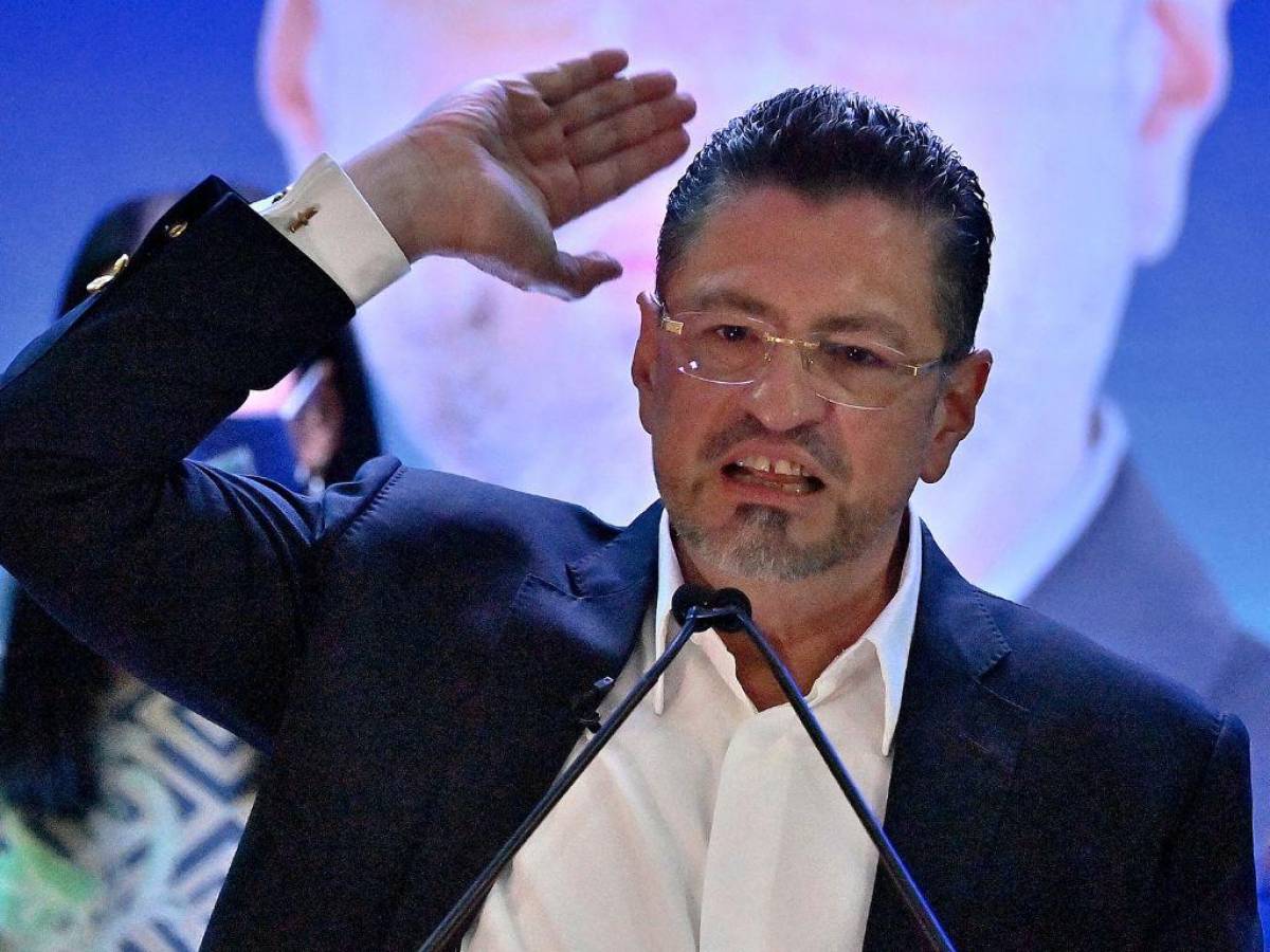 Derechista Rodrigo Chaves gana la segunda vuelta presidencial en Costa Rica