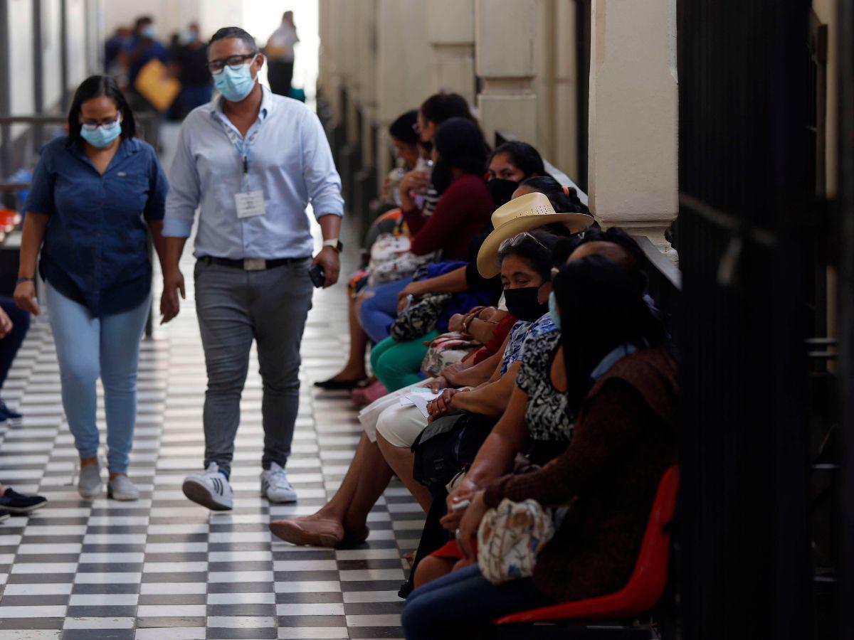 Denuncian mal estado en máquina de radioterapias del Hospital San Felipe