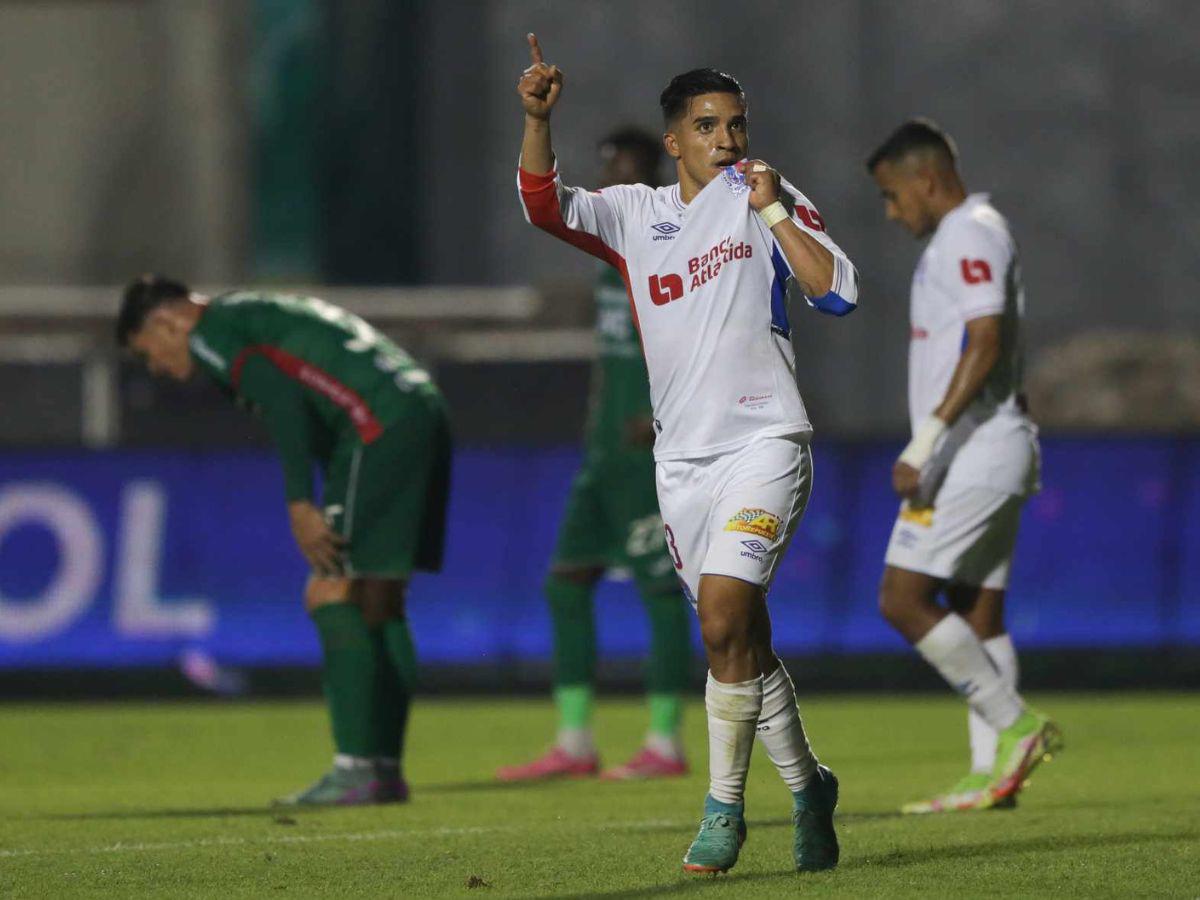 Michaell Chirinos marcó un 2-1 clave cuando parecía que el Monstruo podía sacar oro del Chelato Uclés.