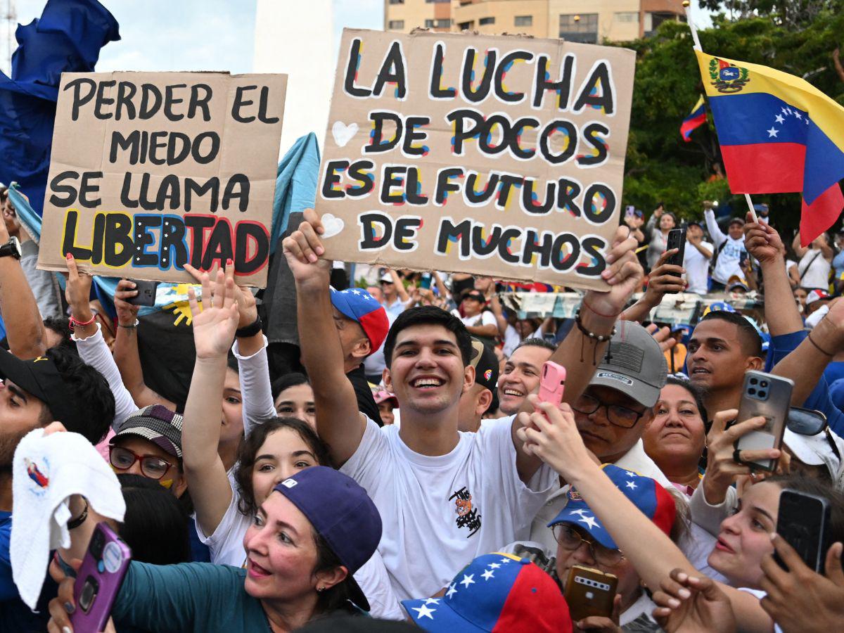 Son más de 21 millones de venezolanos que acudirán a las urnas este domingo.