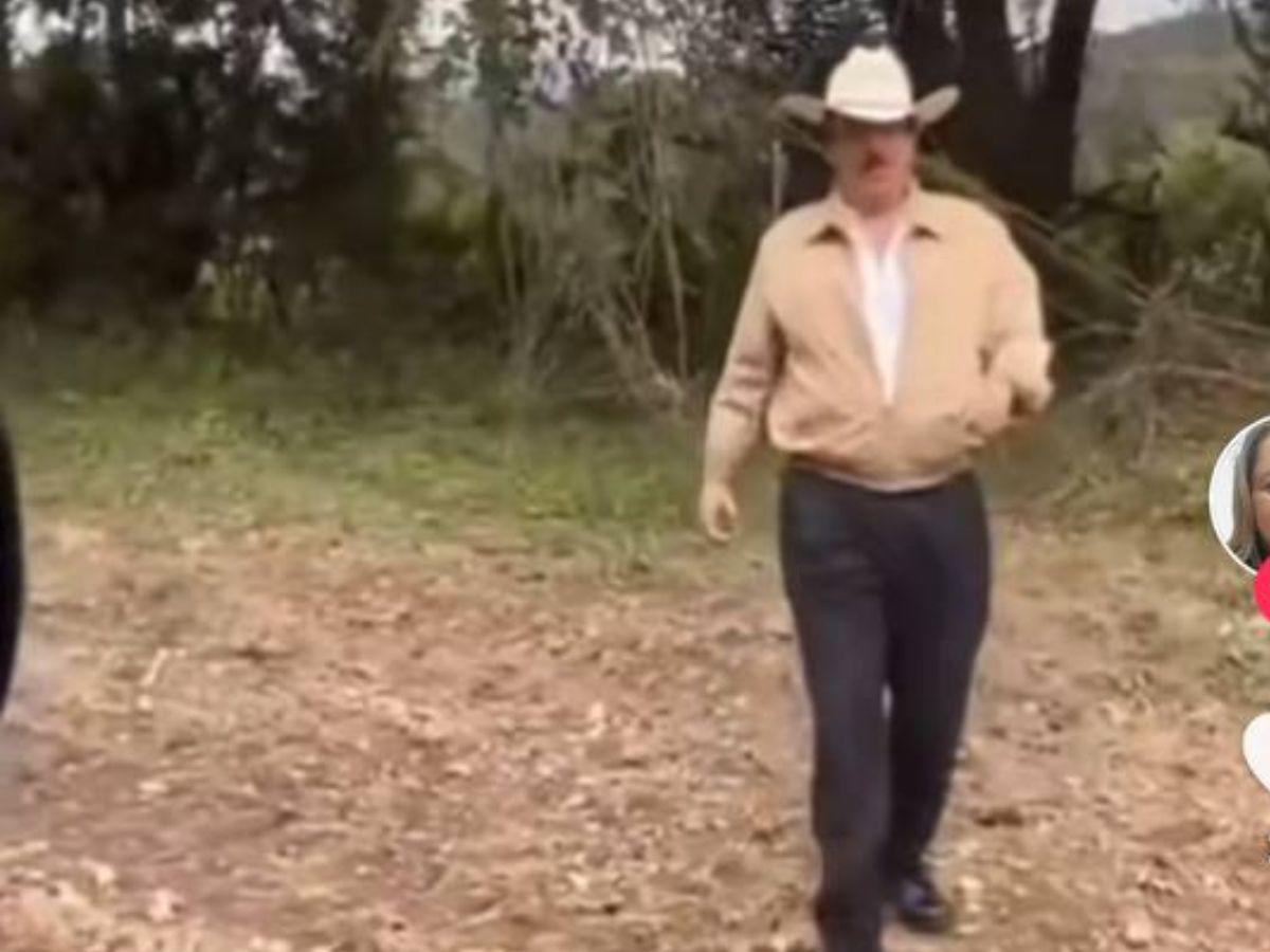 ¡En plena calma! Captan al expresidente ‘Mel’ Zelaya meciéndose en la rama de un árbol